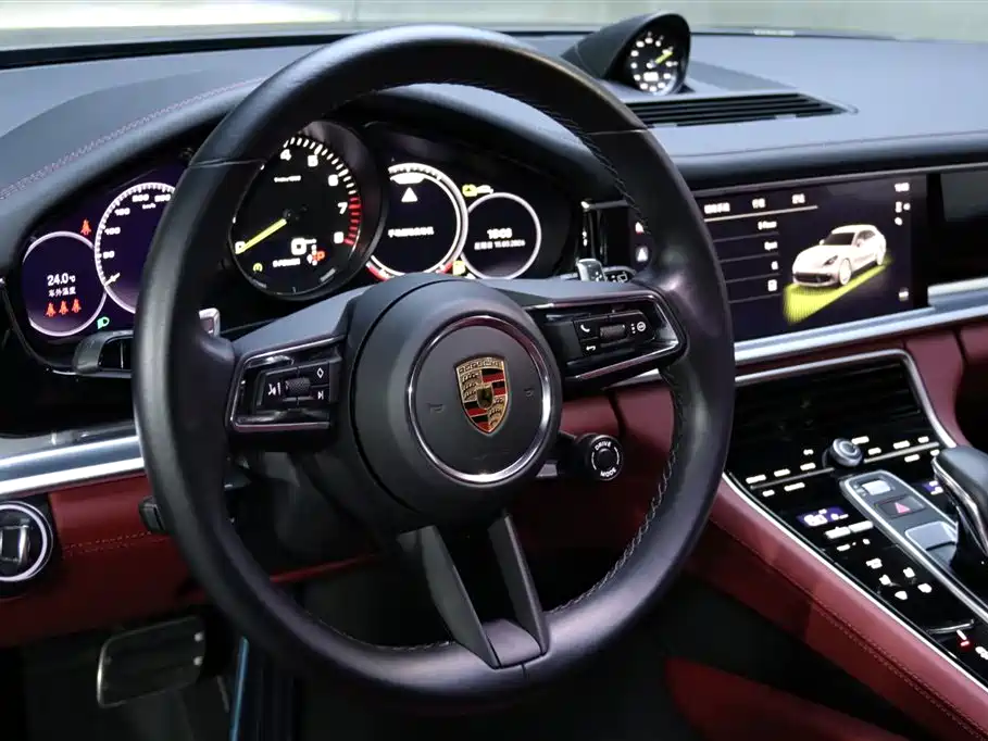 PORSCHE PANAMERA NEW ENERGY