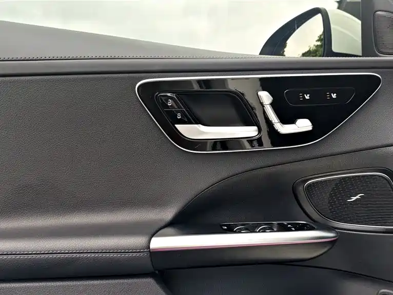 Mercedes-Benz C-Class 2025 C 260 L Sport Edition фото 13