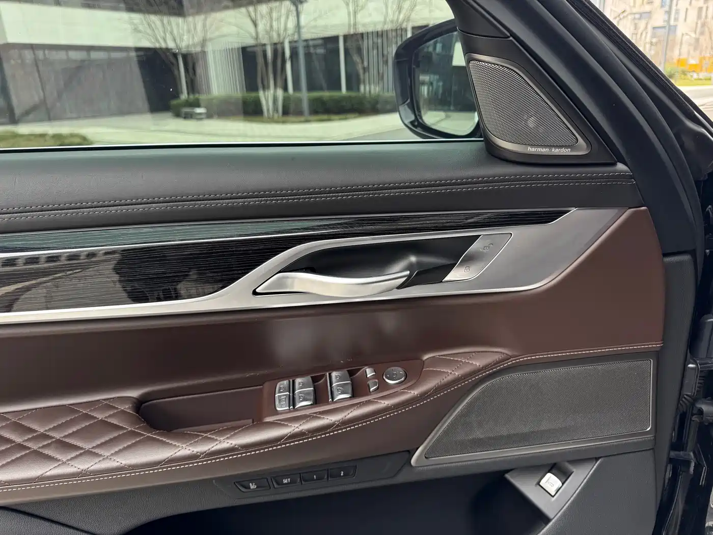 BMW 7 Series 2019 Facelift 740Li Leading M Sport Package фото 5