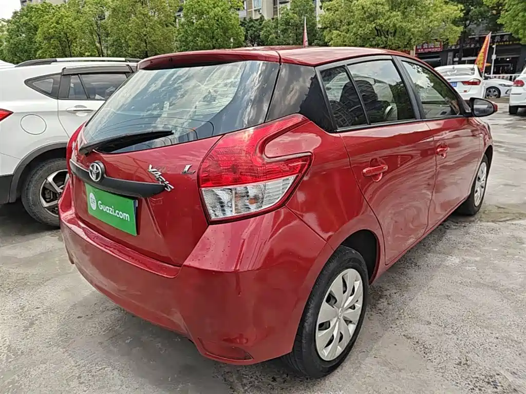 Toyota YARiS L Zhi Xuan 2014 1.3E Automatic Charming Edition фото 7