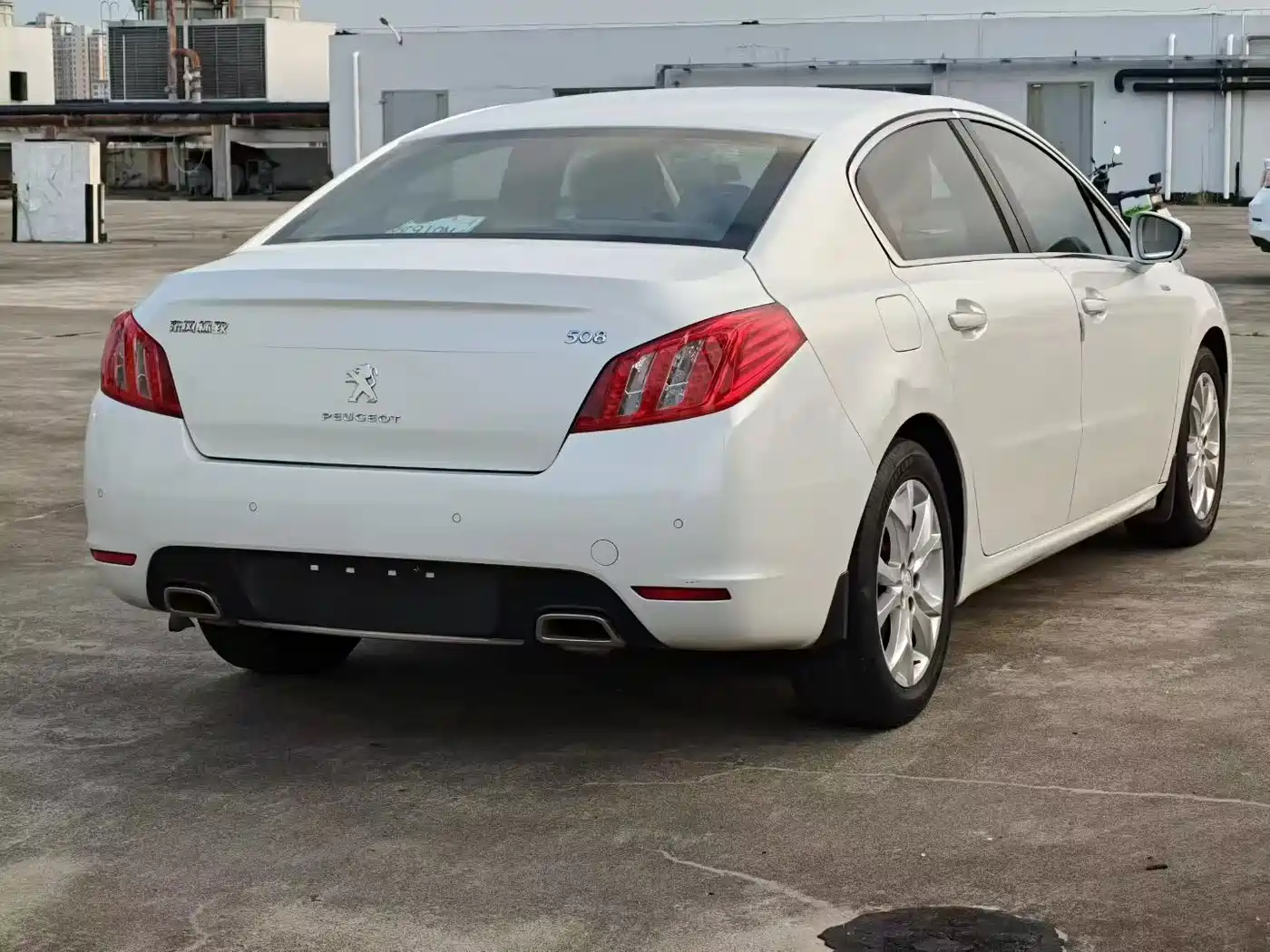 Peugeot 508 2013 2.3L 2nd Anniversary Auto Flagship Edition фото 5