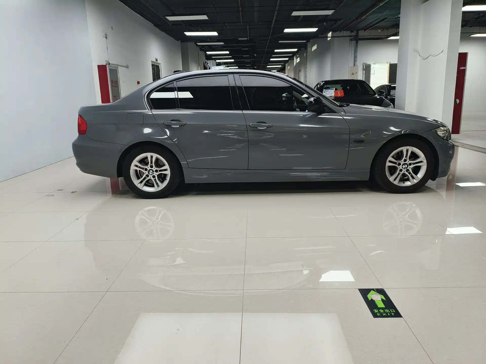Фото 16 - BMW 3 Series