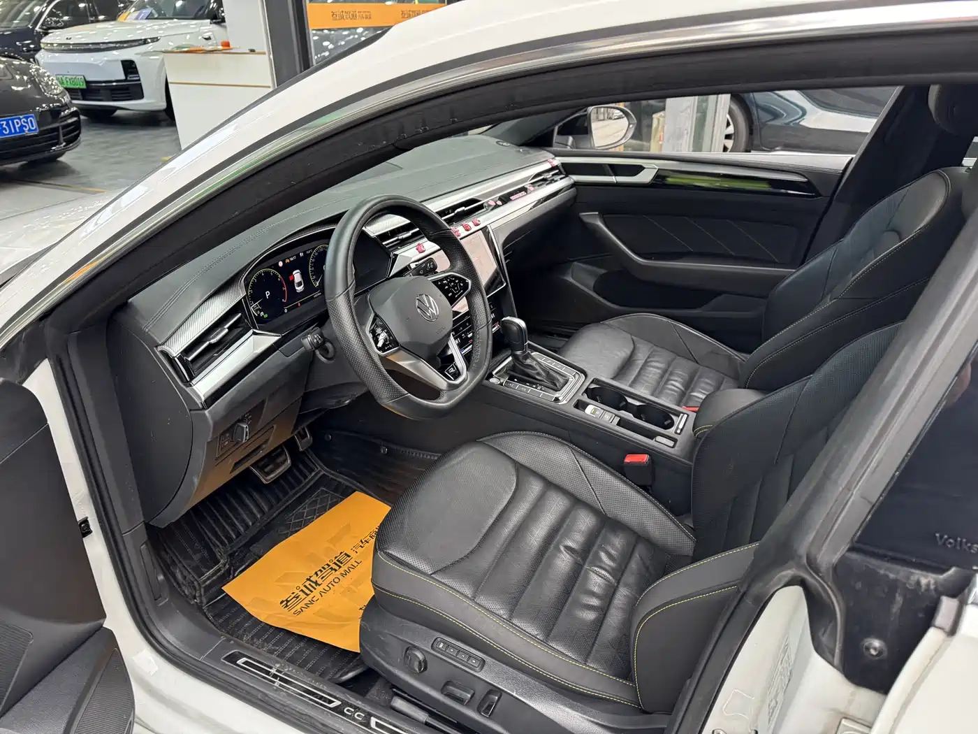 Volkswagen FAW-Volkswagen CC 2023 380TSI Eye-catching Edition фото 8