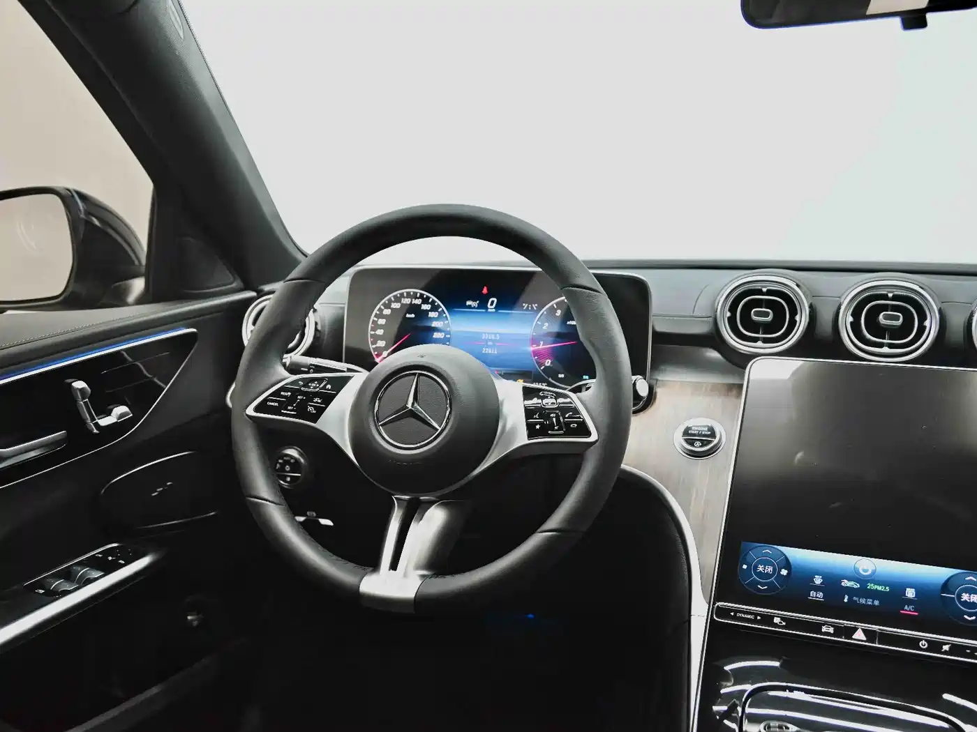 Mercedes-Benz C-Class 2024 C 260 L фото 31