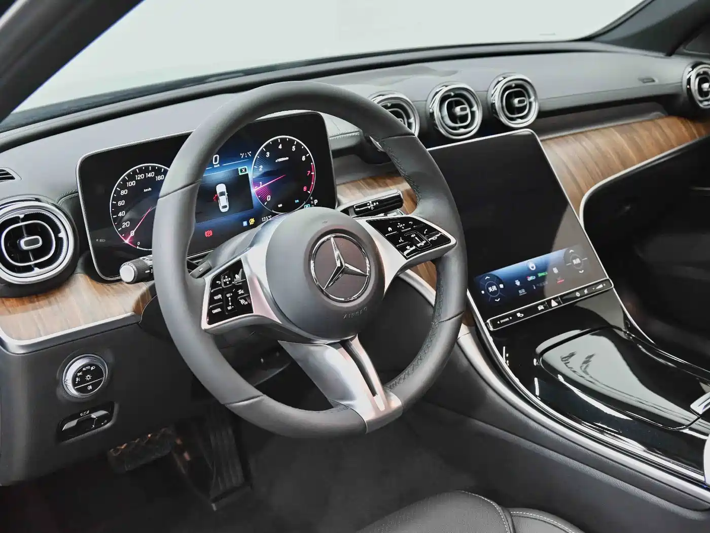 Mercedes-Benz C-Class 2024 C 260 L фото 21