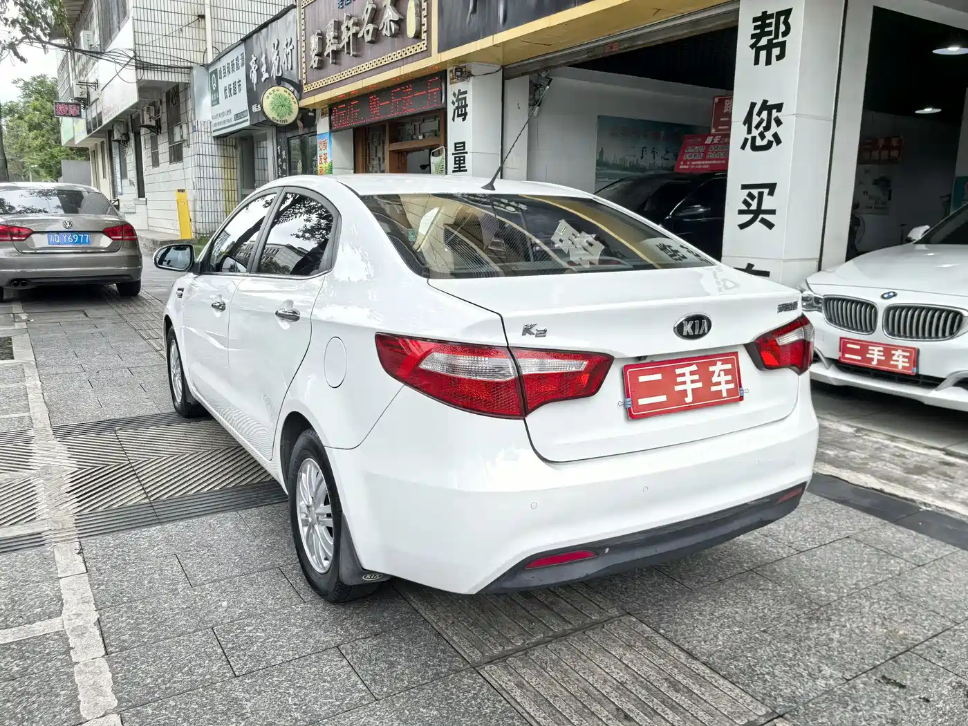 Kia K2 2012 Sedan 1.4L MT GLS Commemorative Edition фото 5