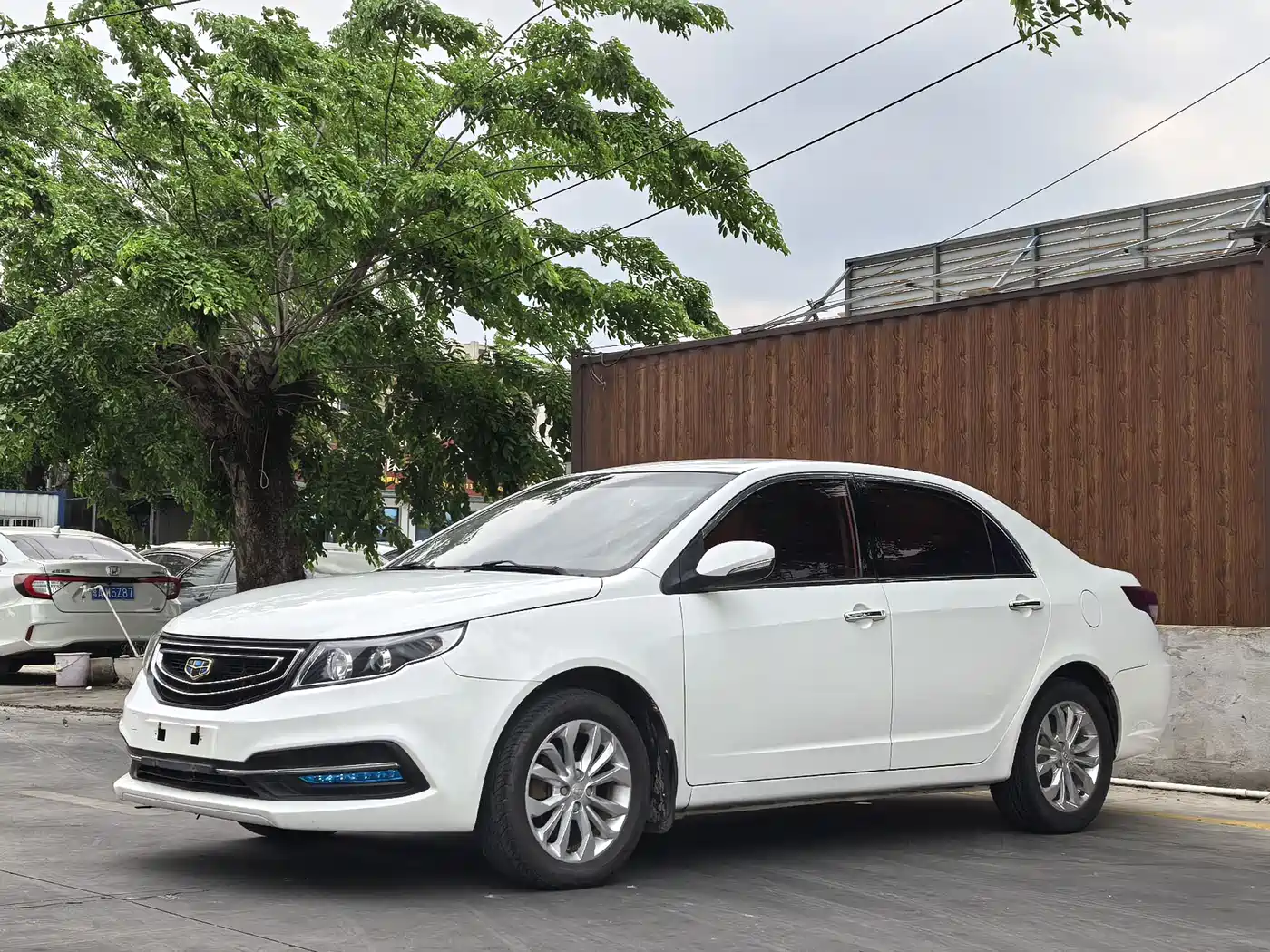 Geely Vision 2016 2016 1.5L Auto Happiness Edition
