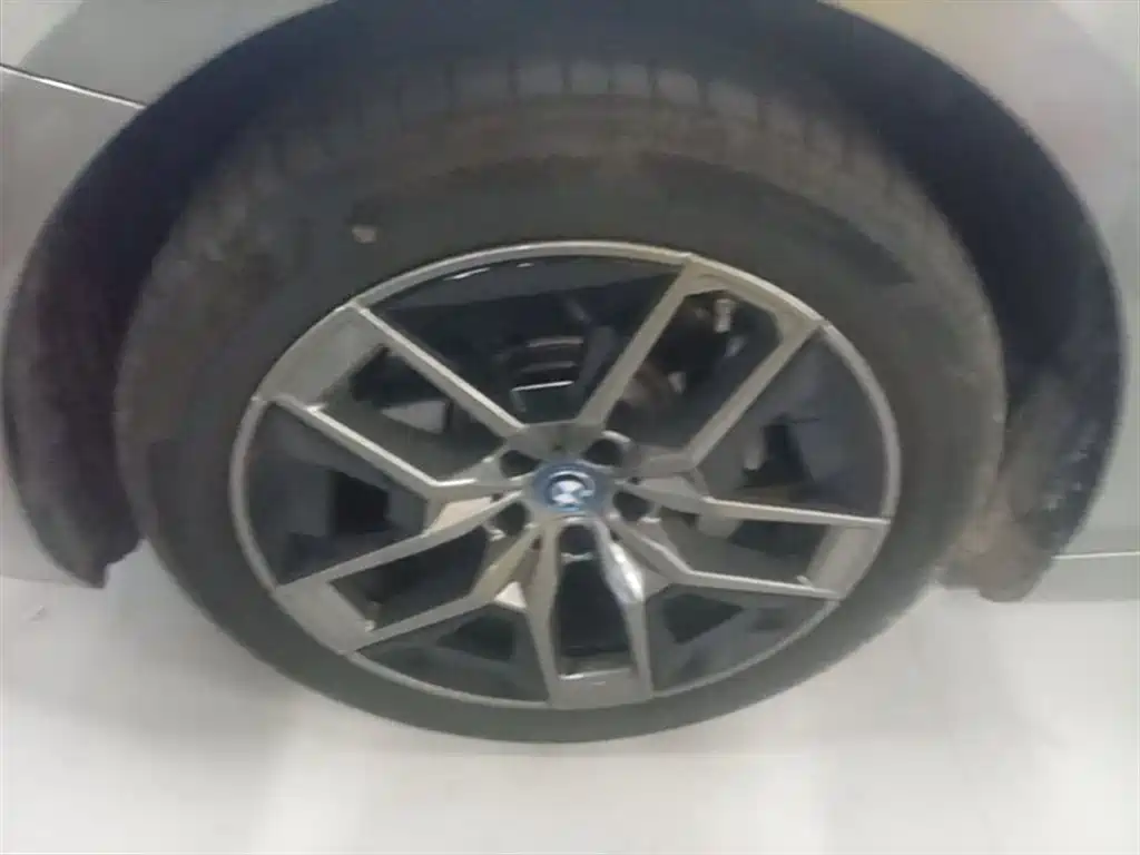 BMW i5 2025 eDrive 35L Luxury Package фото 23