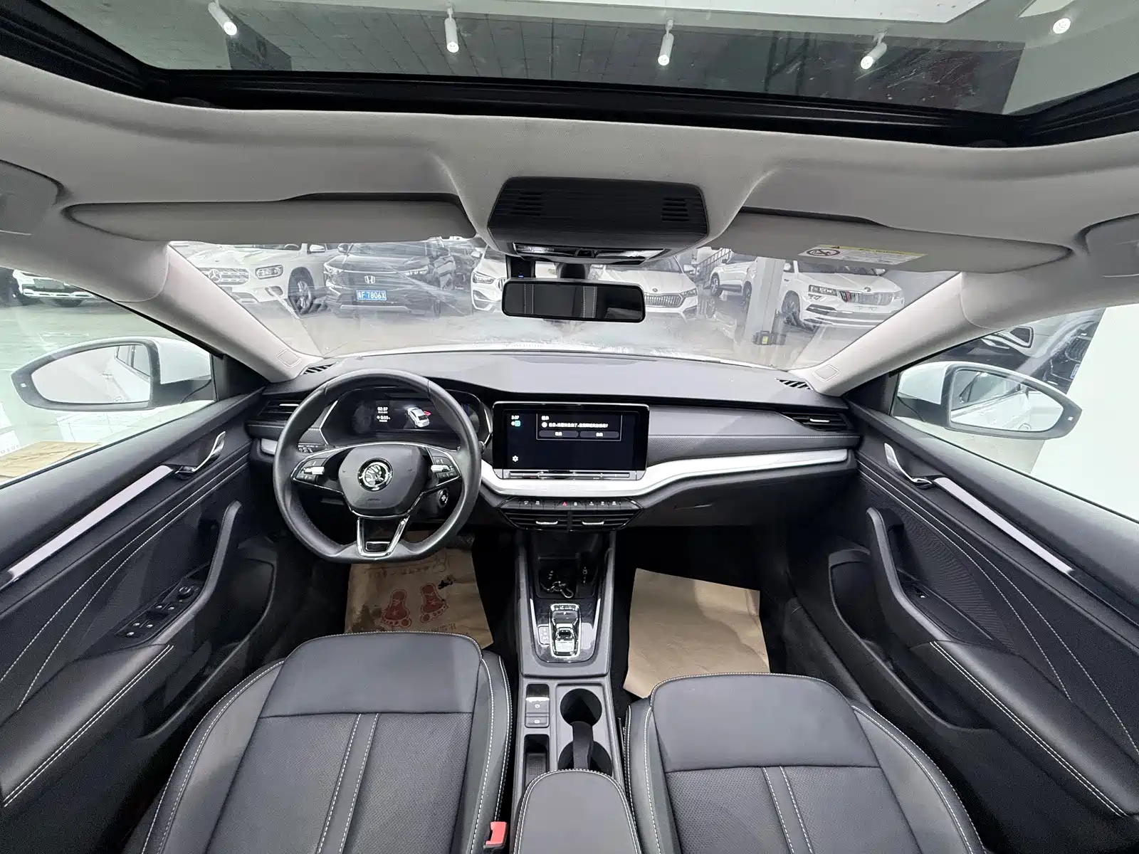 Photo 10 - Škoda Octavia
