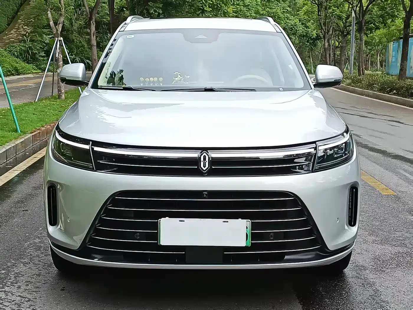 AITO Wenjie AITO M7 2024 1.5T RWD Plus 5-Seater фото 3