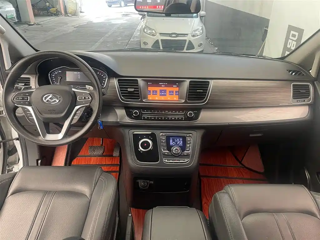 SAIC MAXUS CHASE G10