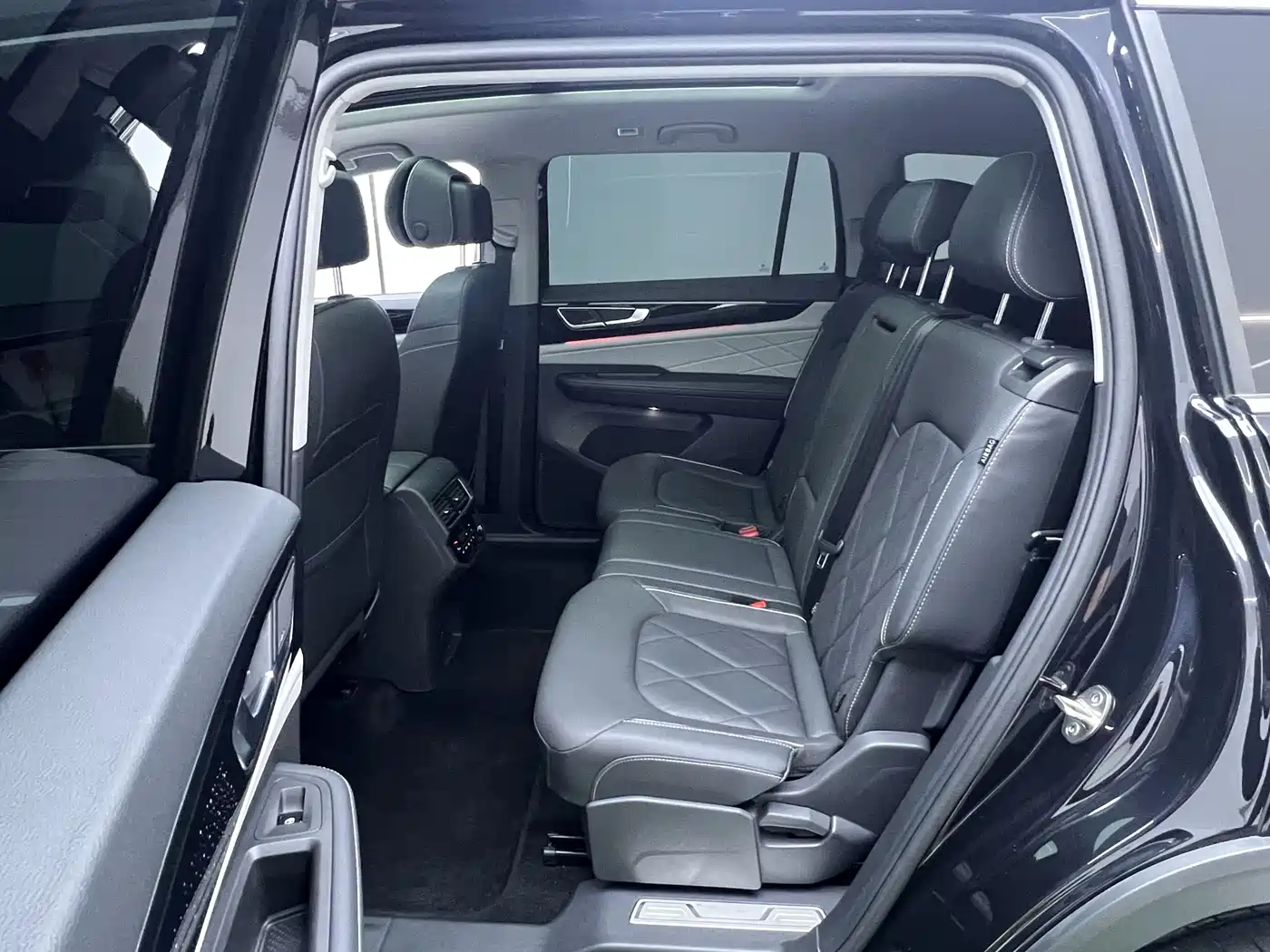 Volkswagen Teramont 2023 380TSI AWD Premium Flagship Edition фото 21