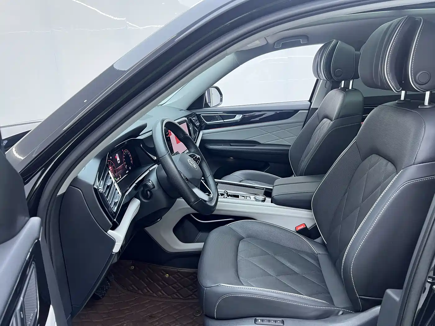 Volkswagen Teramont 2023 380TSI AWD Premium Flagship Edition фото 24