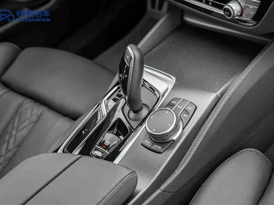 BMW 5 Series (Import) 2022 525i M Sport Package фото 19