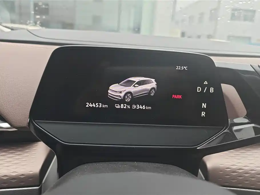 Volkswagen ID.6 X 2021 Pro Intelligent Long Range Edition фото 13