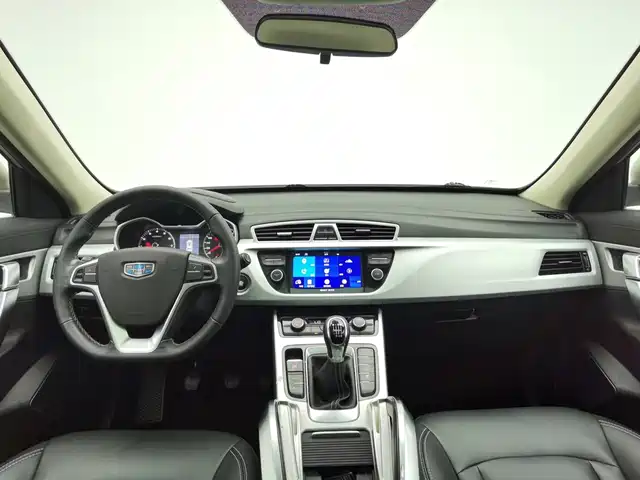 Geely Boyue 2016 2.0L Manual Smart Connectivity — фото 5