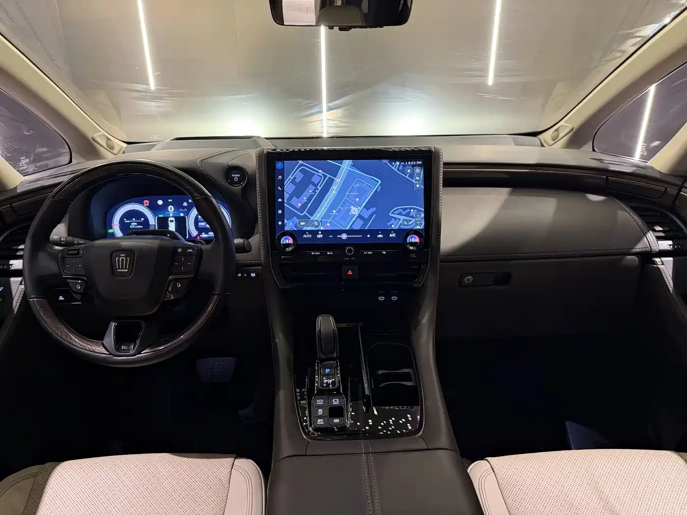 Toyota Vellfire 2024 Crown Hybrid 2.5L Executive Premium Edition фото 7