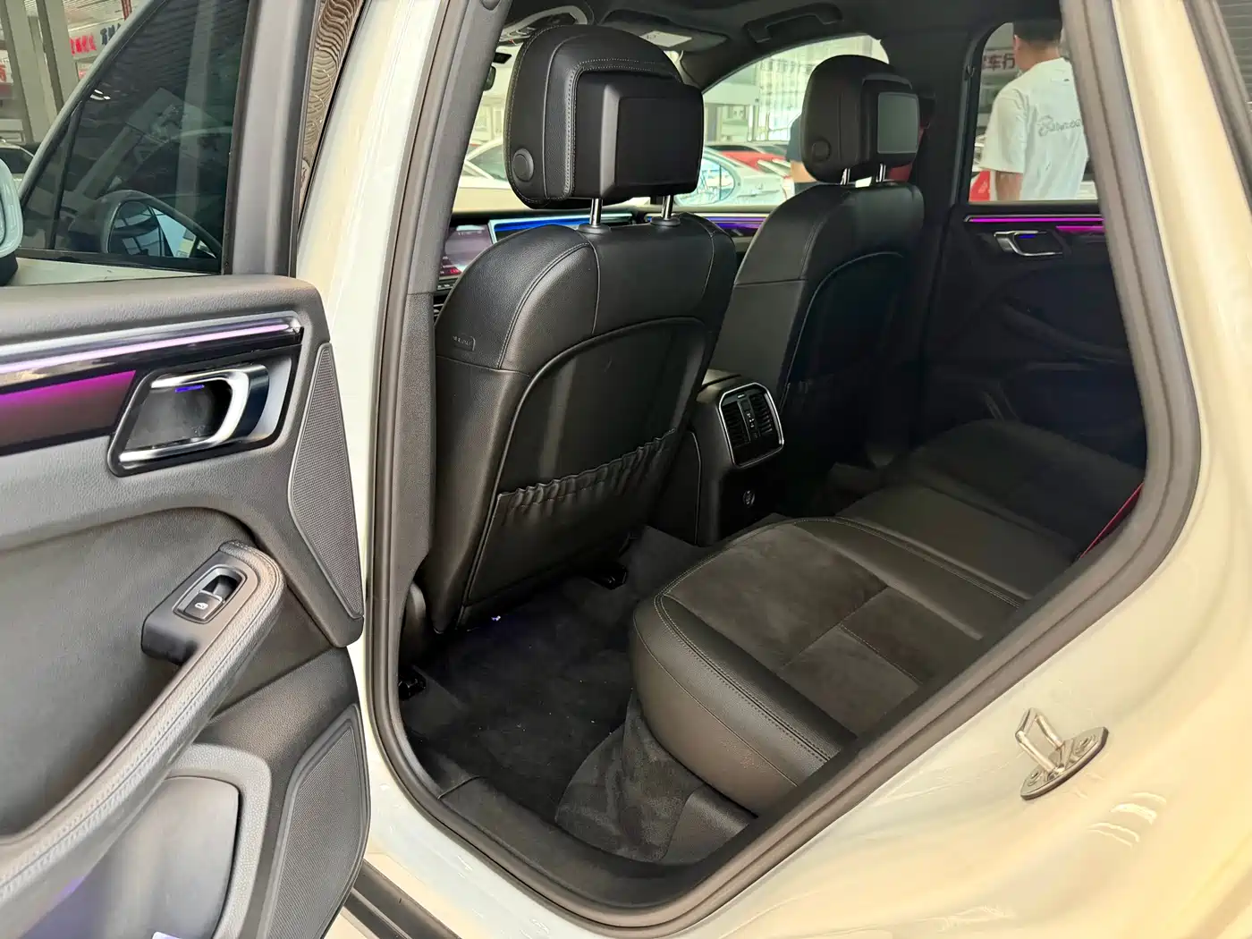 Porsche Macan 2018 Macan 2.0T фото 6