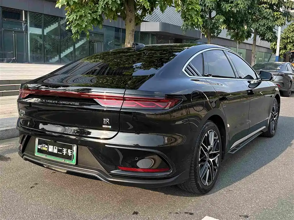 Фото 7 - BYD Han