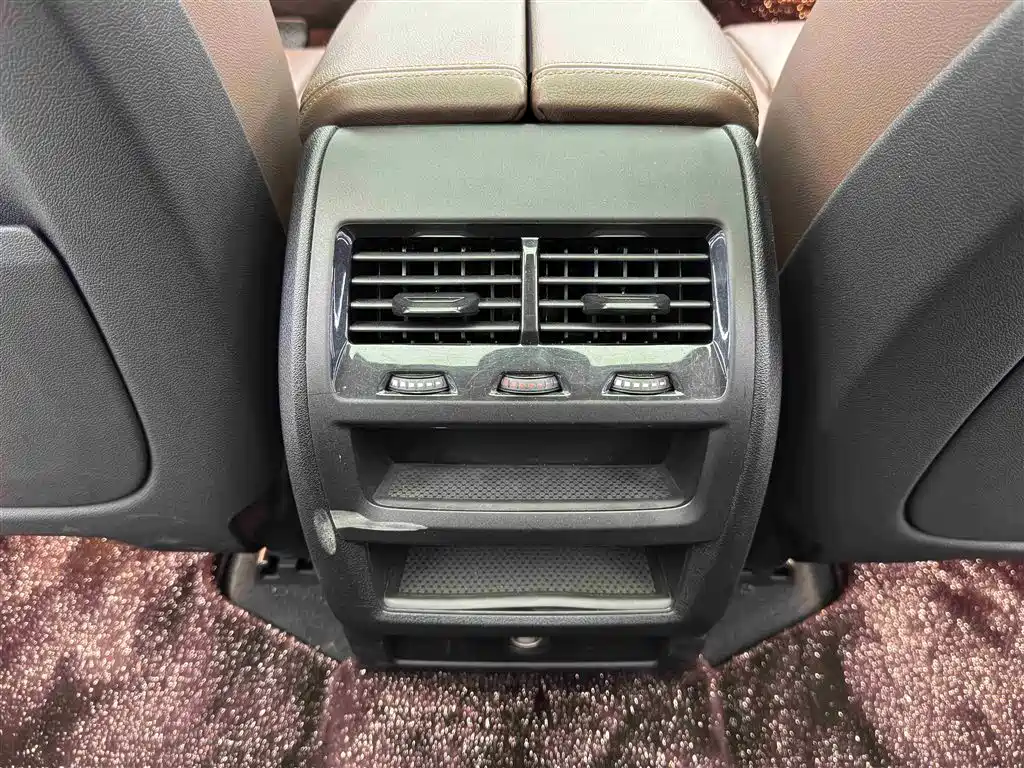 BMW X5 (Import) 2019 xDrive40i M Sport Package фото 11