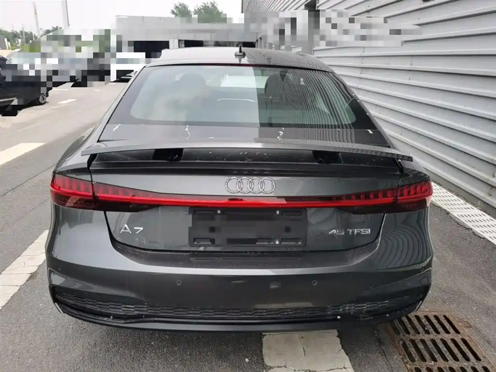 Audi A7 2024 45 TFSI Premium Selection фото 10
