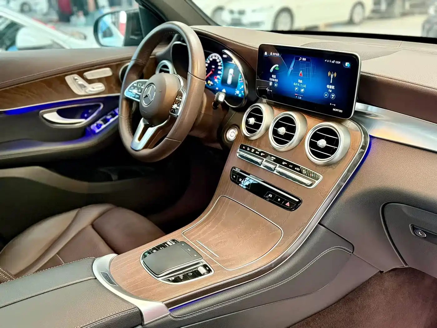 Mercedes-Benz GLC 2020 GLC 300 L 4MATIC Dynamic фото 9