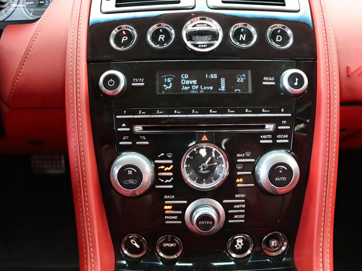 Aston Martin Virage 2012 6.0 Coupe фото 6