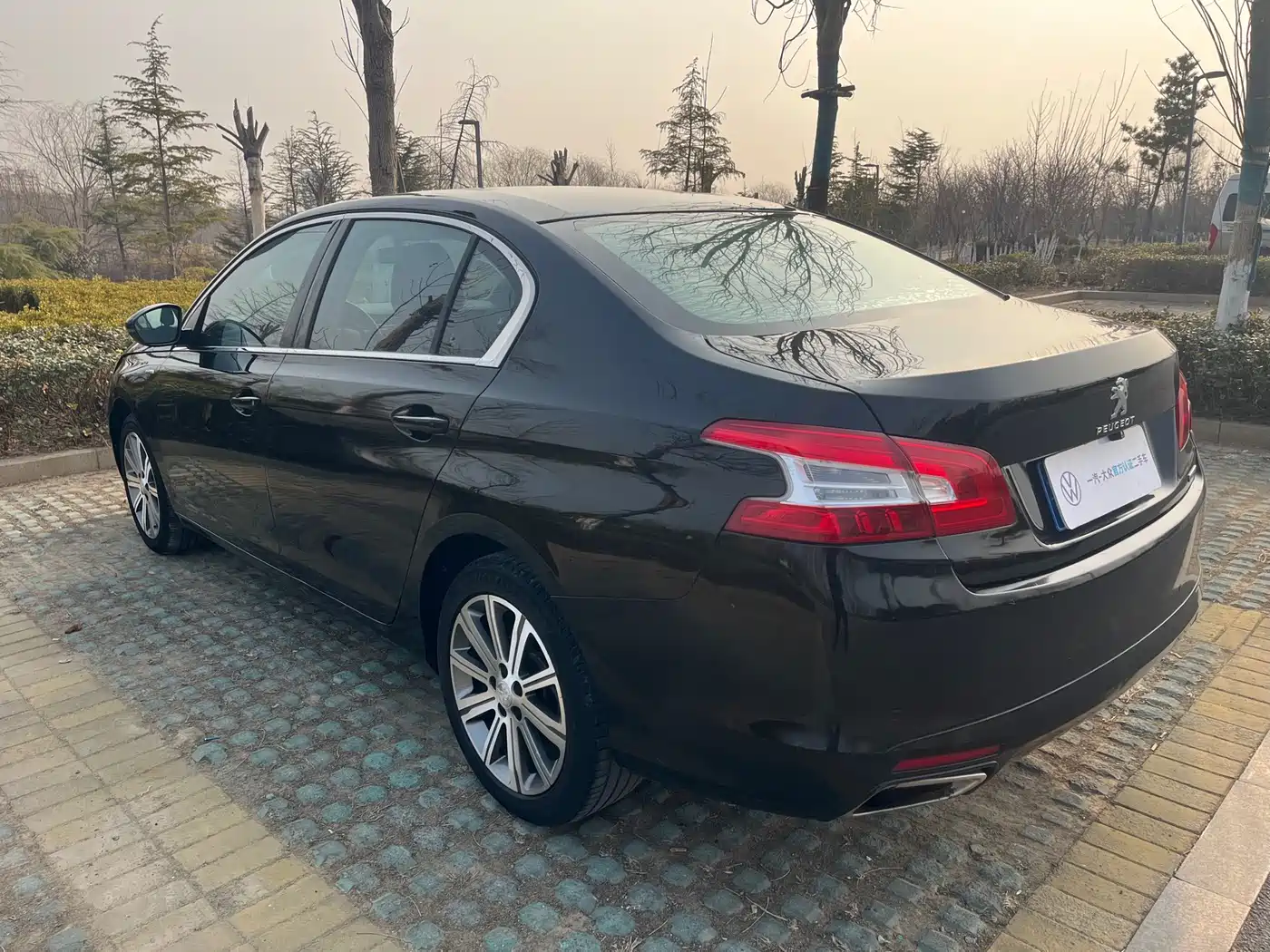 Peugeot 408 2018 350THP Automatic Luxury Edition фото 9