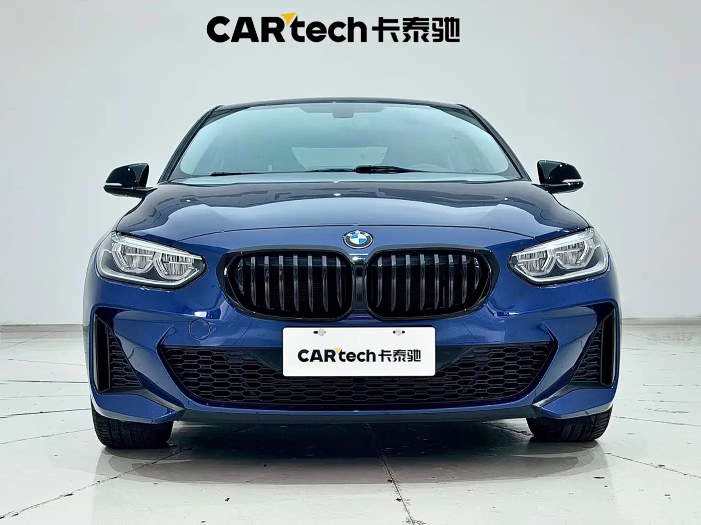 BMW 1 Series 2023 125i M Sport Shadow Edition фото 3