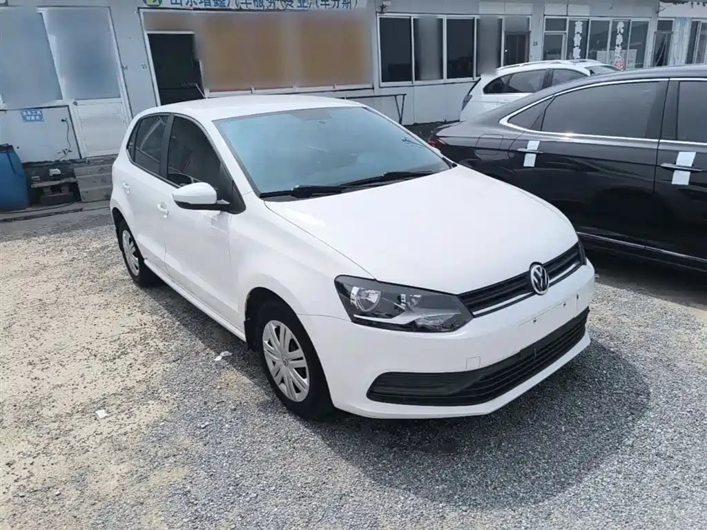 Volkswagen Polo 2016 1.4L Manual Trend фото 4