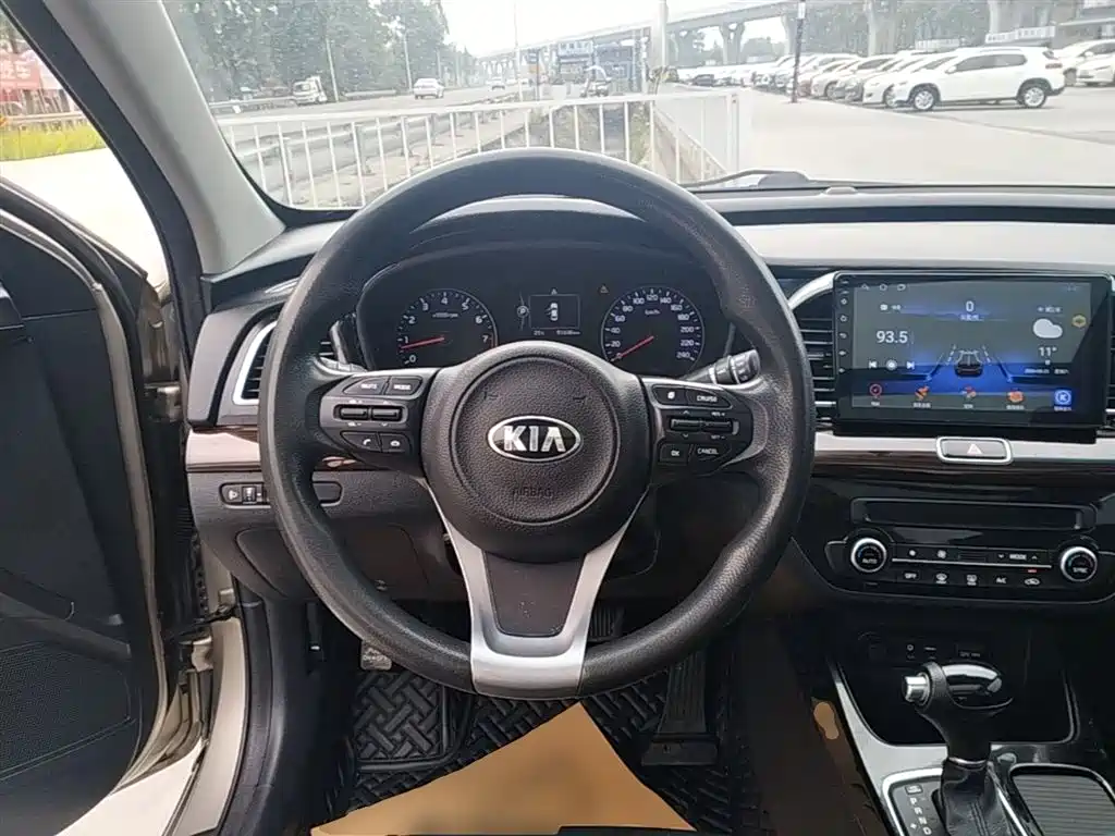Kia K4 2015 1.8L Automatic GLS Special фото 11