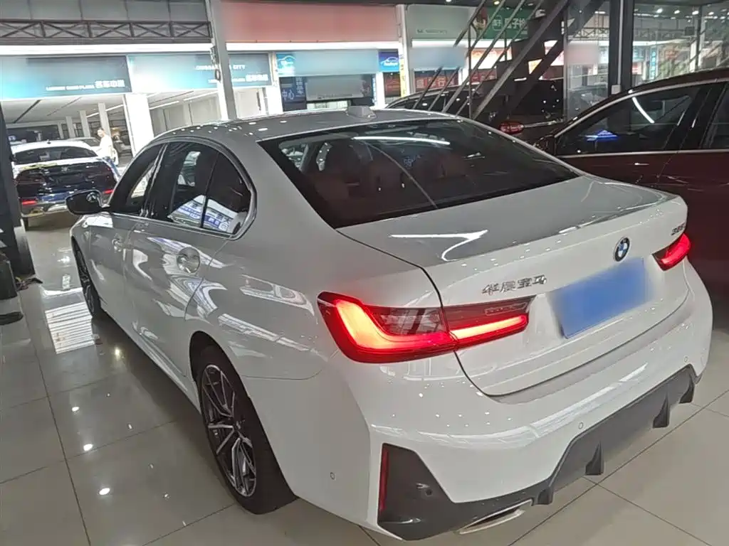 BMW 3 Series 2024 325Li M Sport Package фото 5