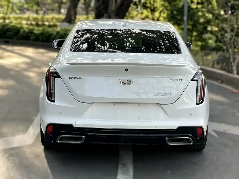 CADILLAC CT4