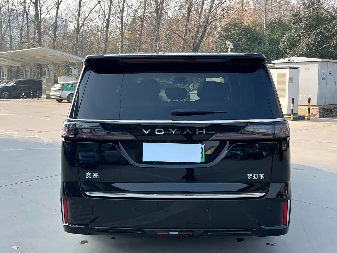 Voyah Auto Voyah Dreamer 2025 PHEV AWD Flagship Kunpeng Edition фото 13