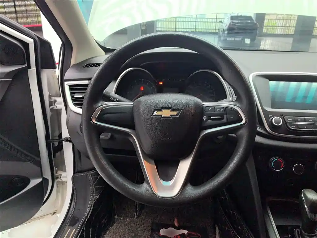 Chevrolet Cavalier 2019 320 Automatic Joy Edition фото 7