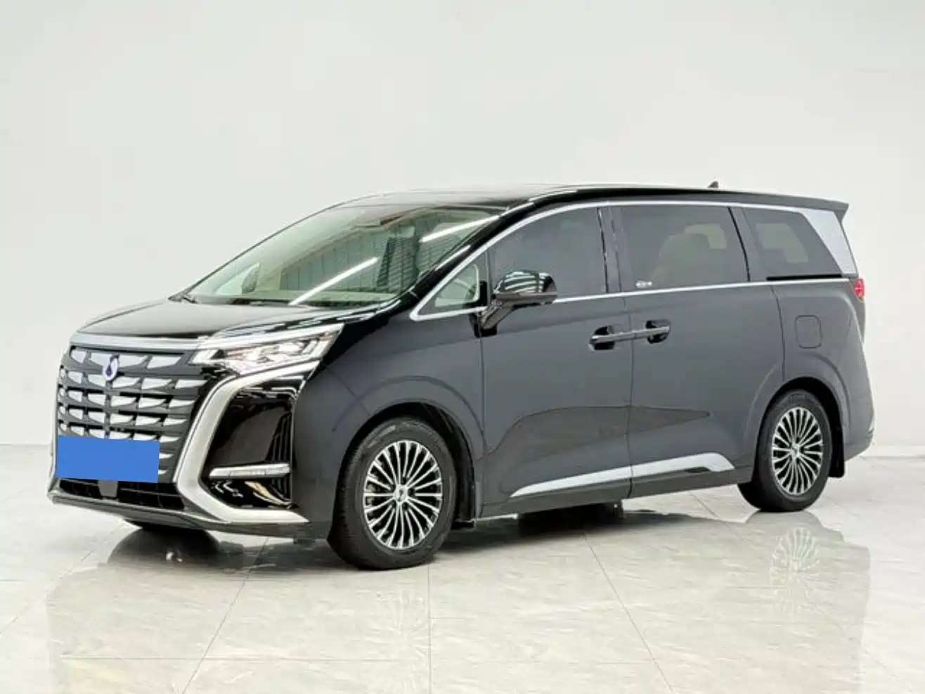 Denza D9 2022 DM-i 970 AWD Flagship