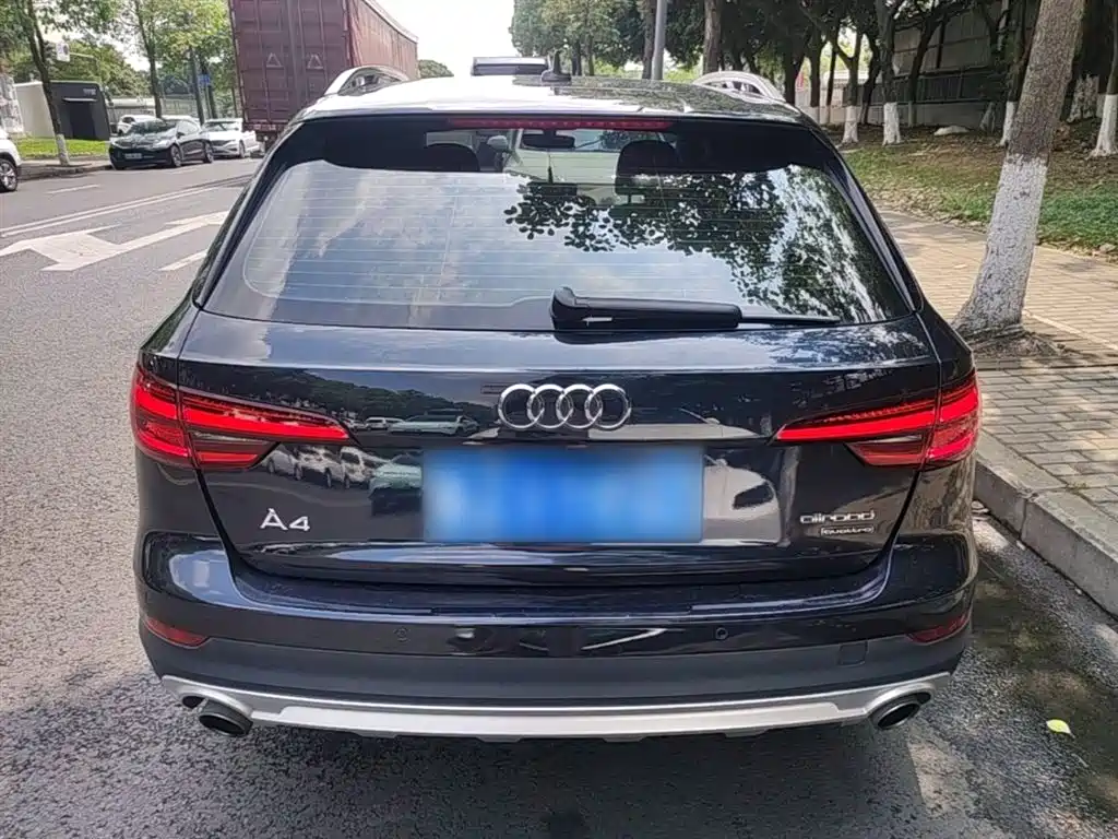 Audi A4 (Import) 2017 45 TFSI allroad quattro Fashion фото 6