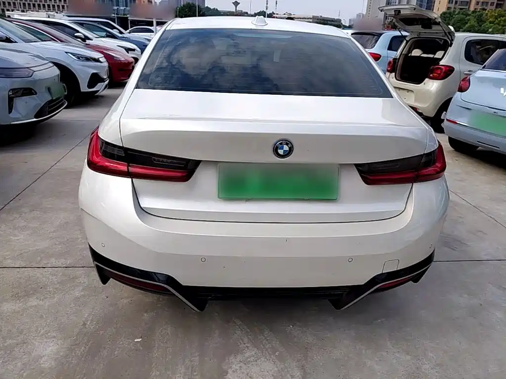 Фото 6 - BMW i3