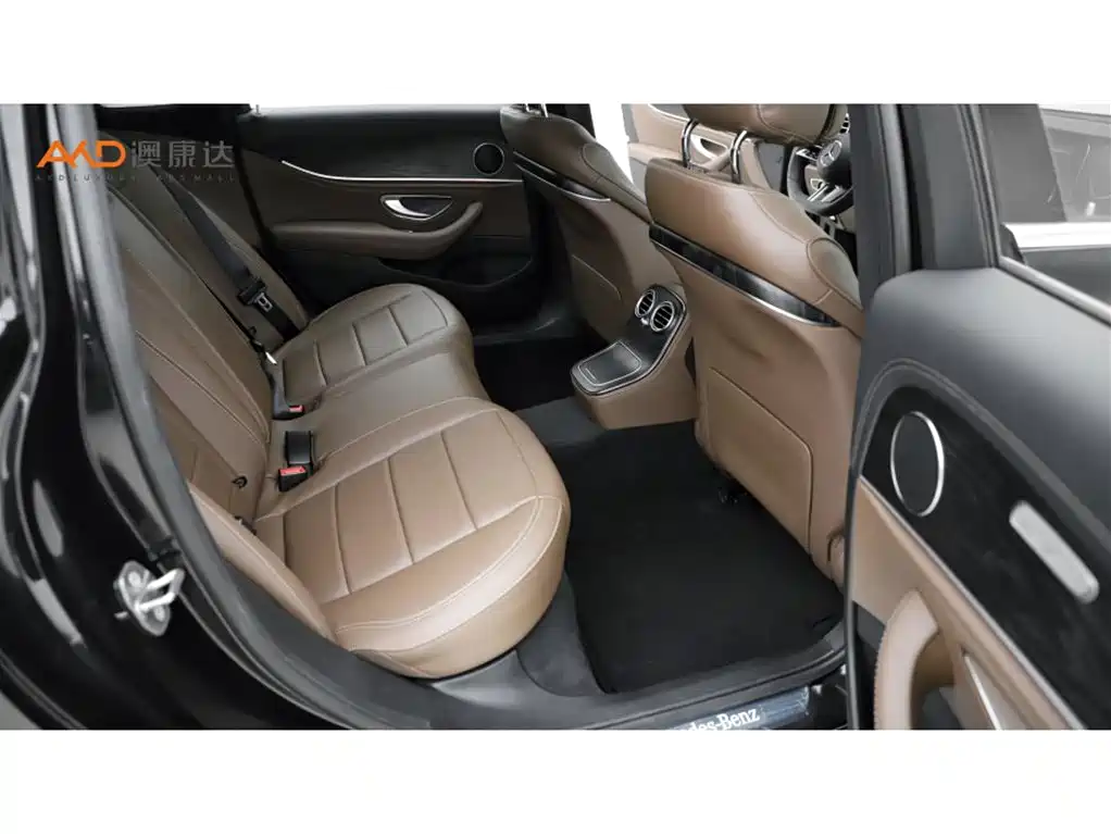 Mercedes-Benz E-Class 2022 Model Facelift III E 300 L Sport Fashion фото 8