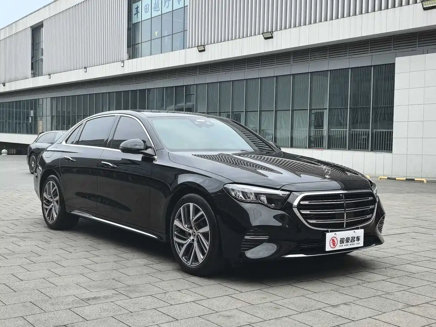 Mercedes-Benz E-Class 2025 Facelift E 300 L Fashion фото 3
