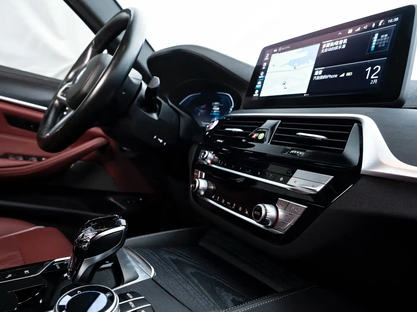 BMW 5 Series New Energy 2022 Model Second Facelift 535Le M Sport Package фото 21