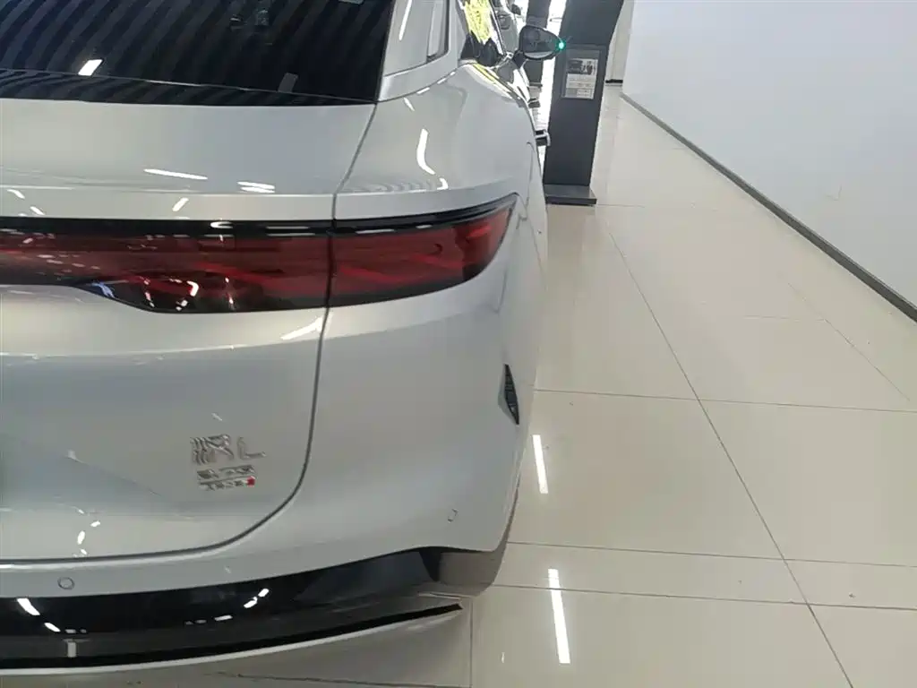 BYD Han L 2025 EV AWD LiDAR Flagship фото 8