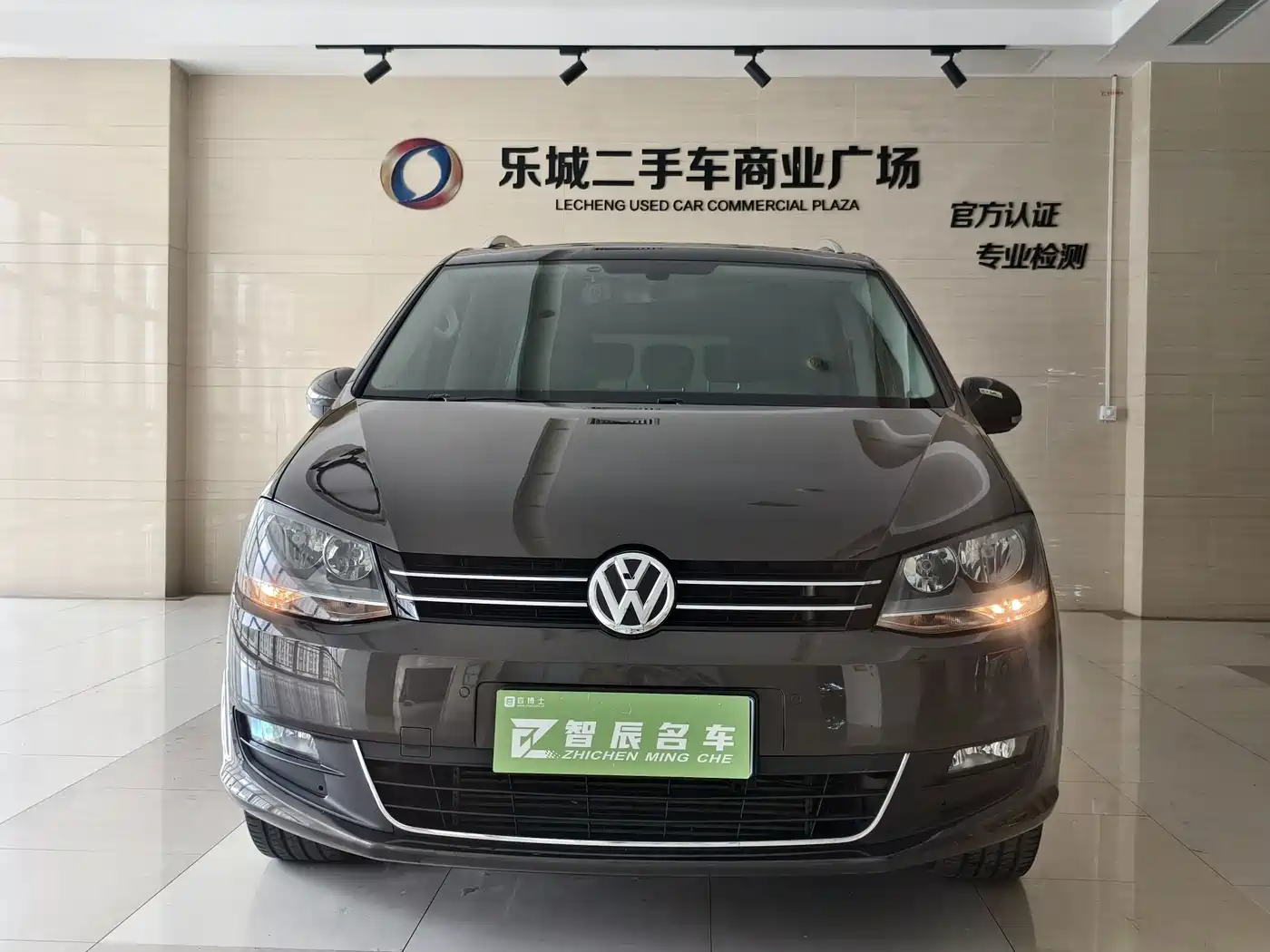 Volkswagen Sharan 2016 380TSI Comfort 7-seater фото 2