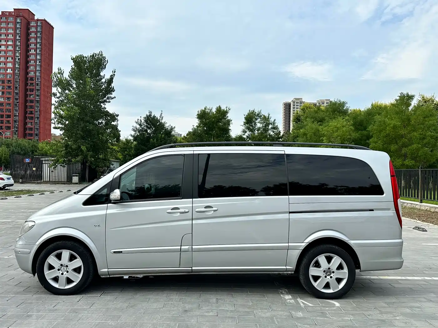 Mercedes-Benz Viano (Import) 2006 Viano 3.2L фото 11