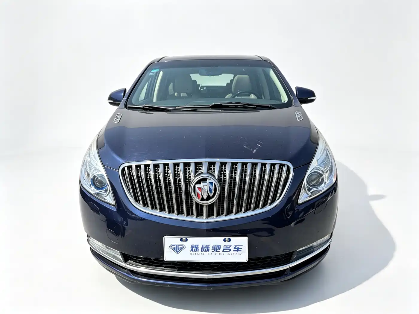 Buick GL8 2014 3.0L GT Luxury Business Elegance фото 2