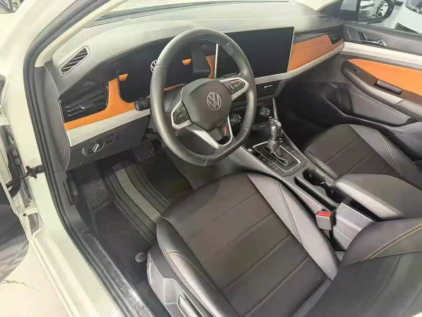 Volkswagen Bora 2025 2025 200TSI DSG Joy Ride Navigation Edition
