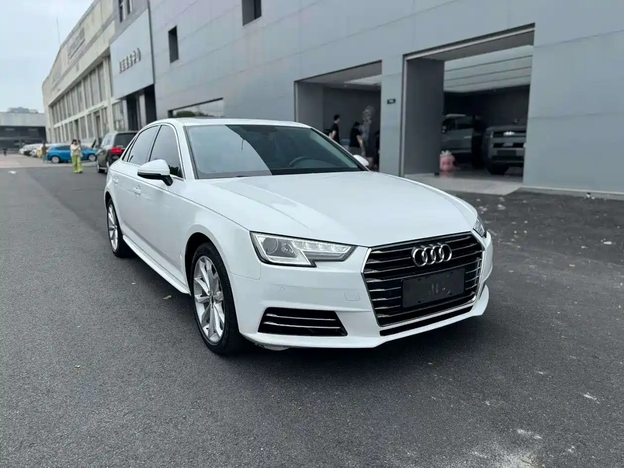 Audi A4L 2018 30th Anniversary 40 TFSI Progressive фото 3