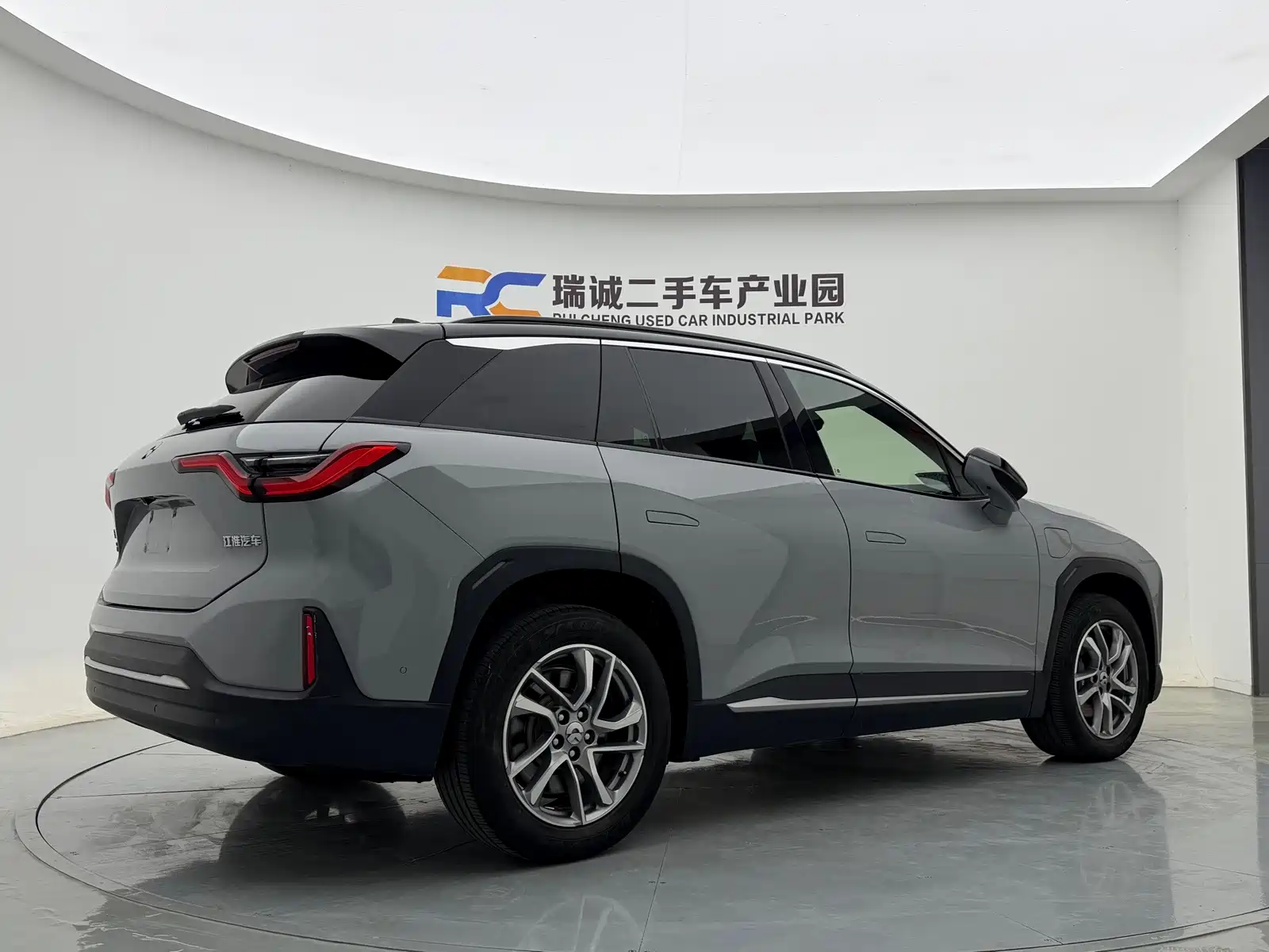 Фото 4 - NIO ES6