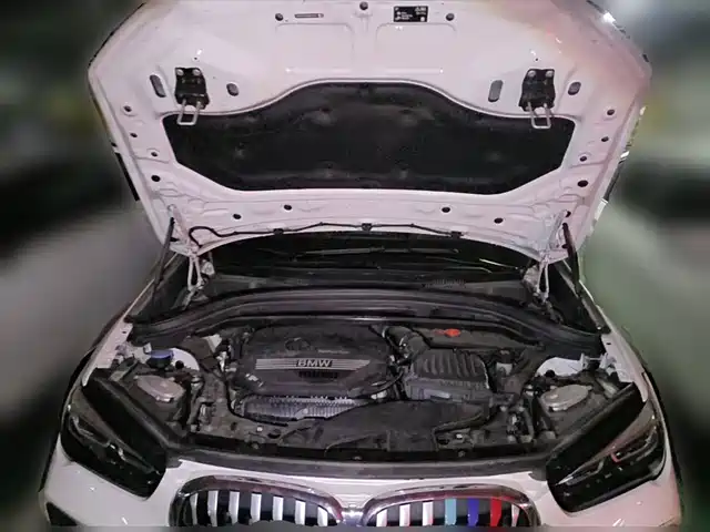 BMW X1 2022 sDrive25Li Leading — фото 3