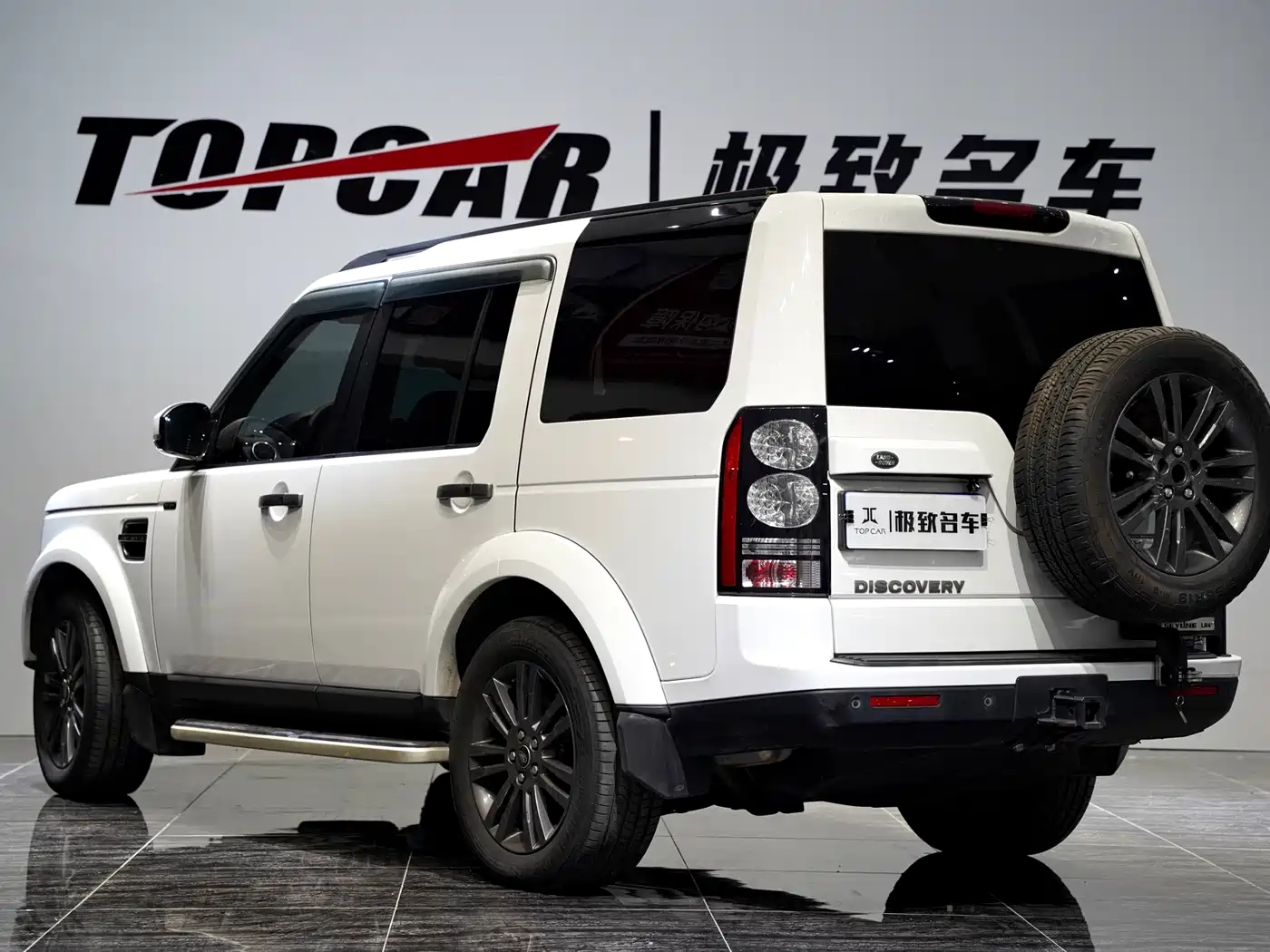 Land Rover Discovery 2015 3.0 SC V6 SE фото 4